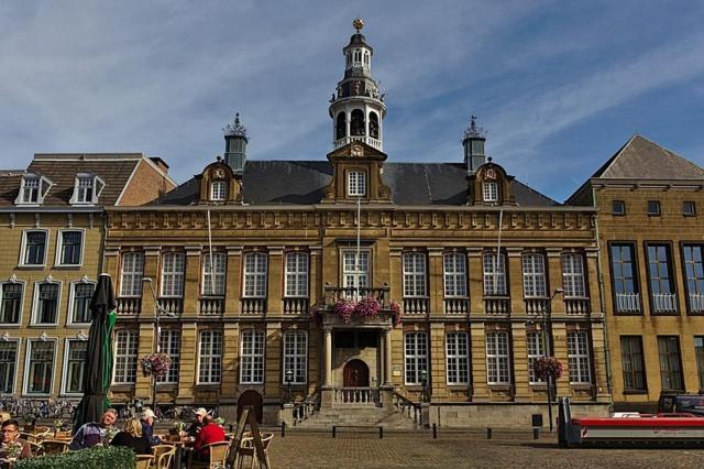 Roermond Uniek Stadspand, Compleet Woonhuis Εξωτερικό φωτογραφία