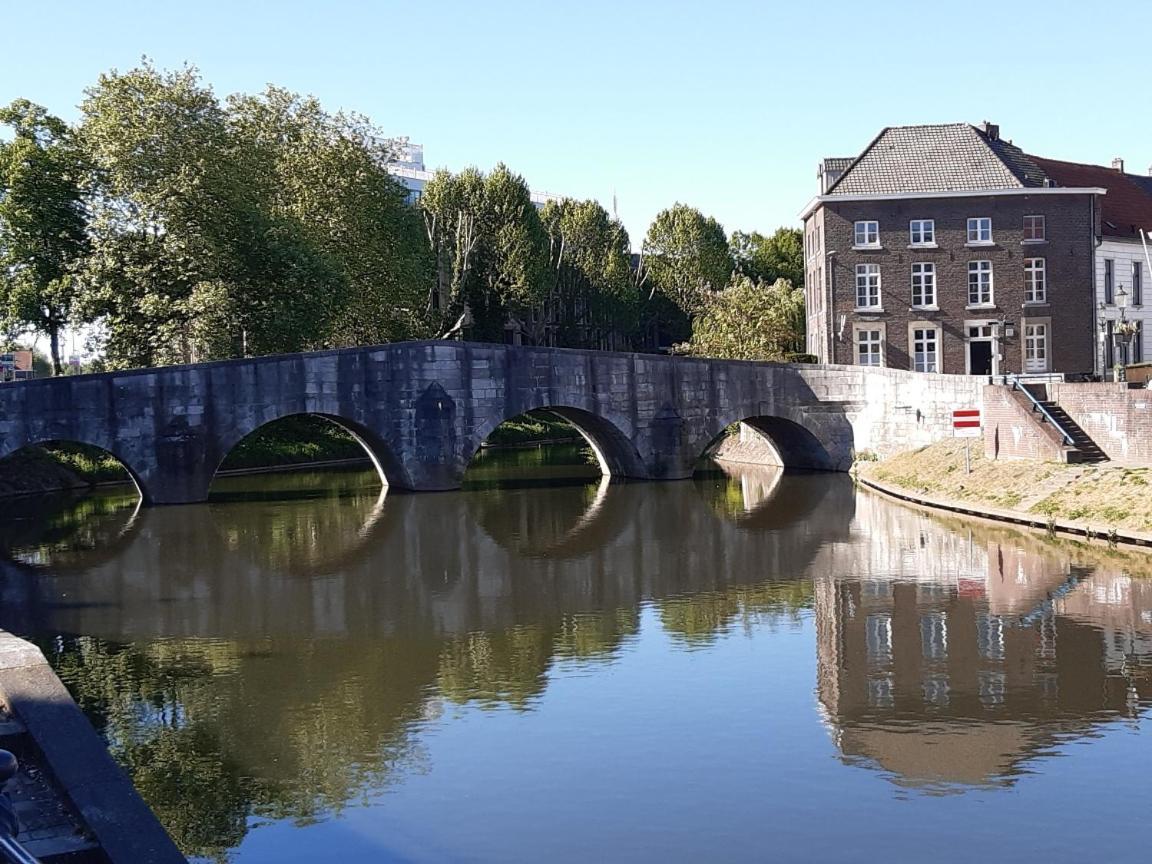 Roermond Uniek Stadspand, Compleet Woonhuis Εξωτερικό φωτογραφία